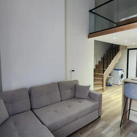 Cozy Duplex * Tirana